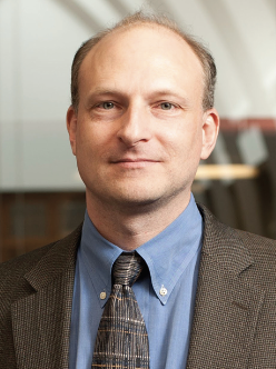 Sam Ransbotham headshot