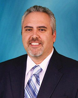 Fernando Fernandez headshot